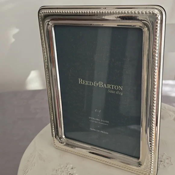 NWOT Reed & Barton Made In Italy Sterlng Silver Beaded Picture Frame 5x7